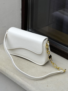 MIA BAG MILK