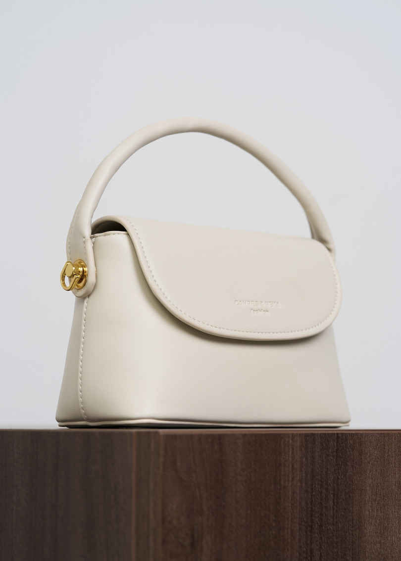 SARA BAG MILK
